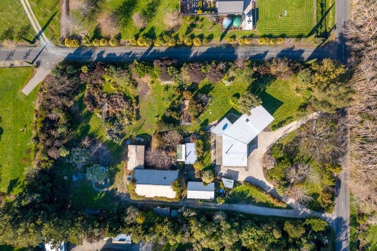 Photo of property in 147 Kina Beach Road, Tasman, Upper Moutere, 7173