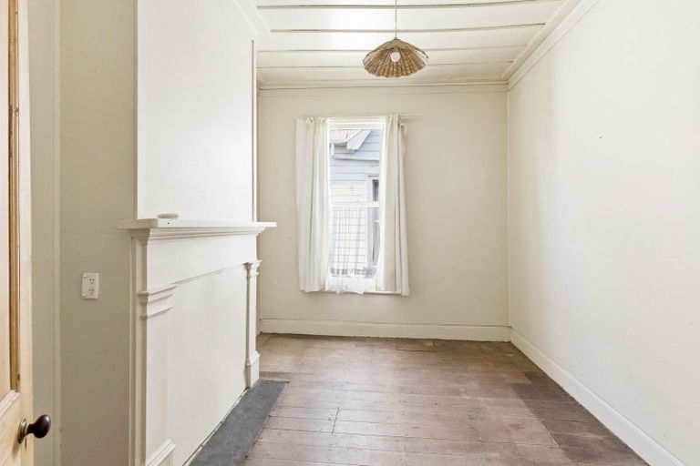 Photo of property in 44 Meadow Street, Mornington, Dunedin, 9011