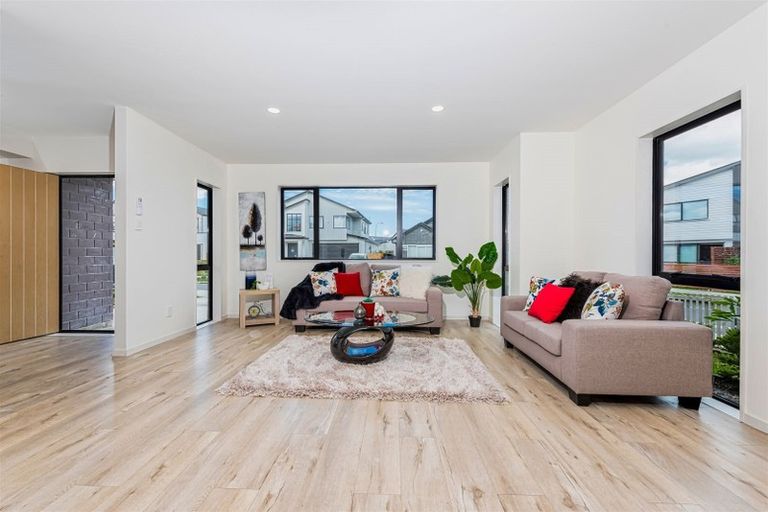 Photo of property in 2 Aviation Drive, Hobsonville, Auckland, 0616