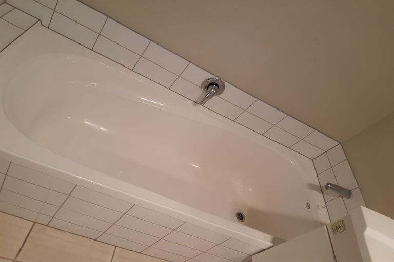 Photo of property in 9/64 Kawaha Point Road, Kawaha Point, Rotorua, 3010