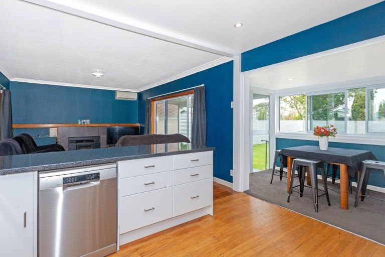 Photo of property in 5 Tolerton Avenue, Elgin, Gisborne, 4010
