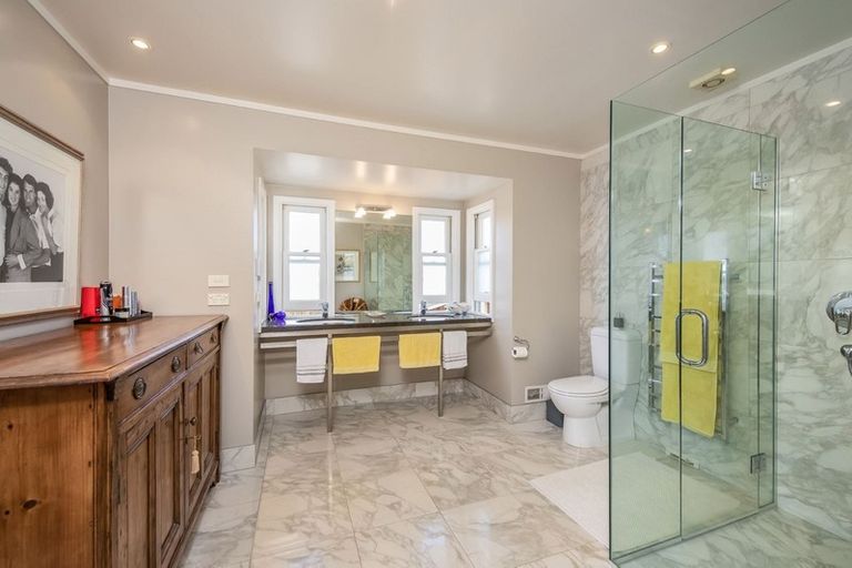 Photo of property in 117 Ladies Mile, Manly, Whangaparaoa, 0930