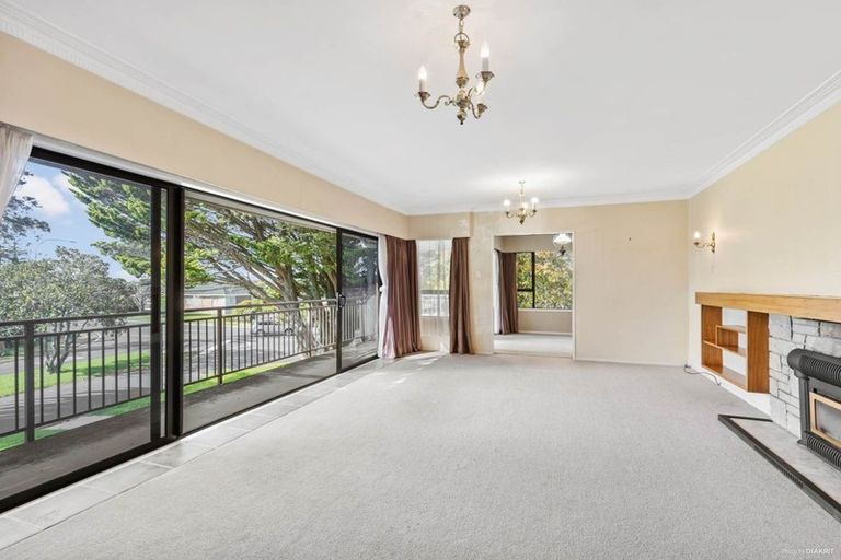 Photo of property in 2 The Boulevard, Sunnyhills, Auckland, 2010