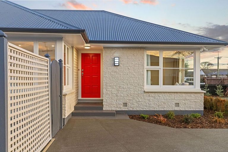 Photo of property in 15 Vivian Street, Burwood, Christchurch, 8083