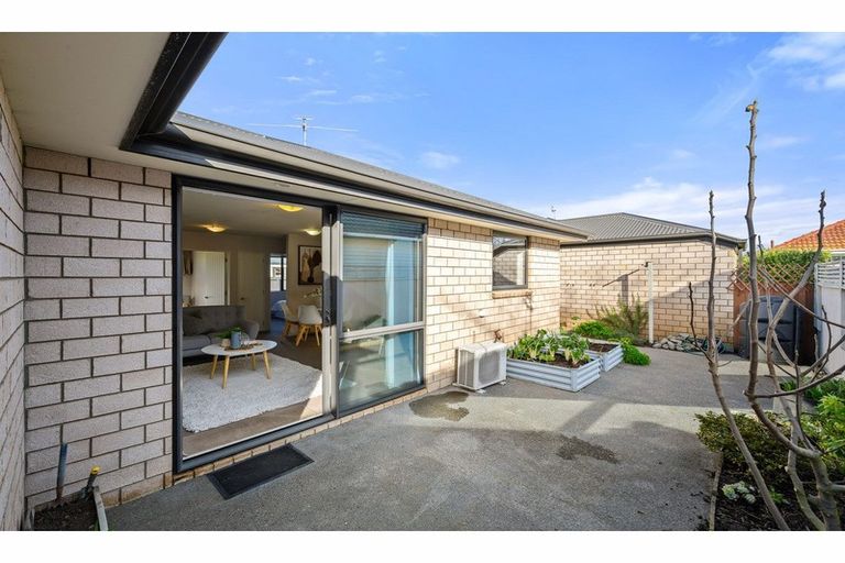 Photo of property in 3/191 Gayhurst Road, Dallington, Christchurch, 8061