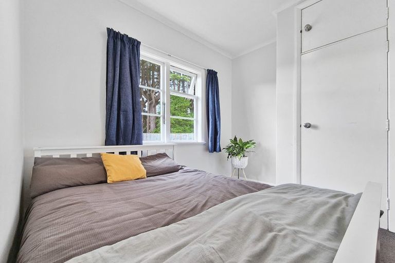 Photo of property in 11 Seddon Street, Naenae, Lower Hutt, 5011