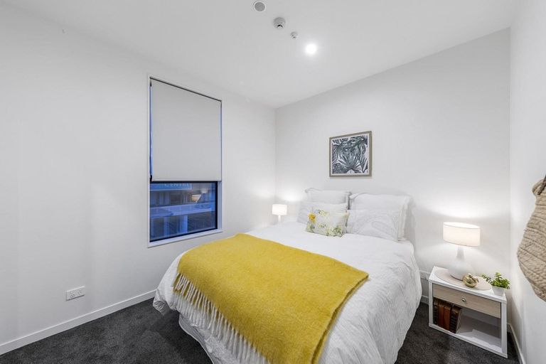 Photo of property in Sugar Lane Apartments, 3/31 Rawene Road, Birkenhead, Auckland, 0626