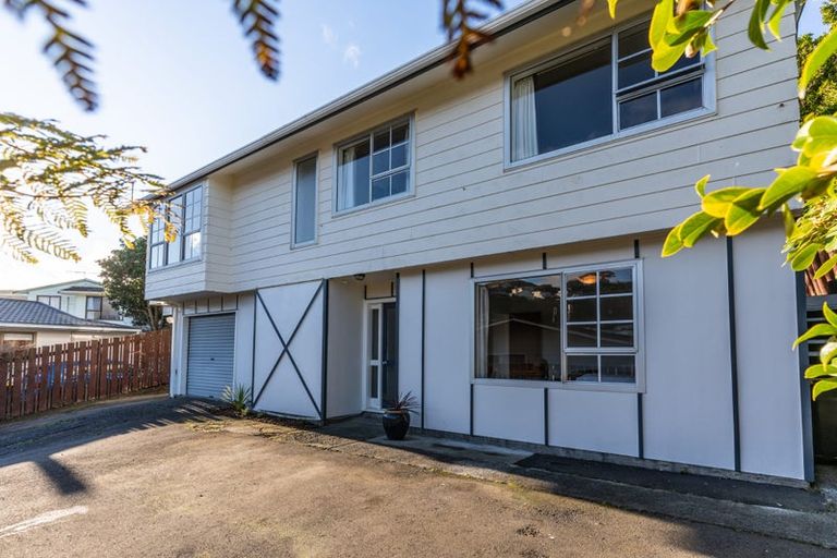 Photo of property in 7 Tralee Place, Johnsonville, Wellington, 6037