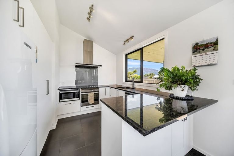 Photo of property in 105 Howden Street, Te Anau, 9600