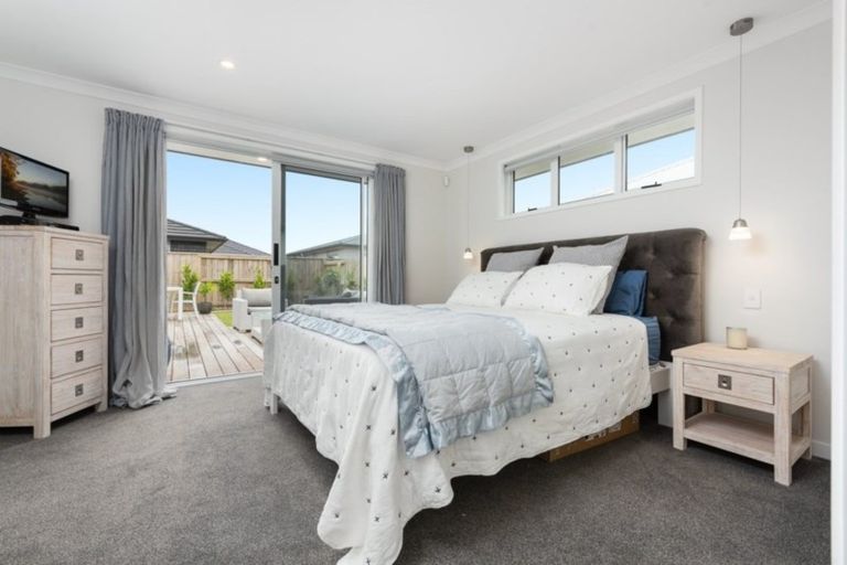 Photo of property in 9 Rotomanu Place, Pyes Pa, Tauranga, 3112
