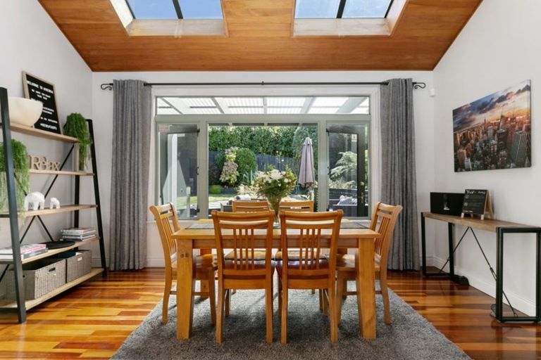 Photo of property in 54 Wakeman Road, Acacia Bay, Taupo, 3330