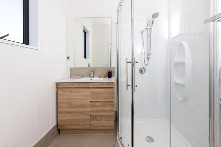 Photo of property in 84 Kennedys Bush Road, Halswell, Christchurch, 8025