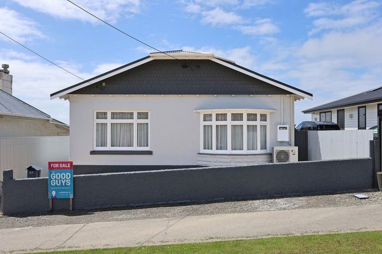 Photo of property in 57 Tees Street, South Hill, Oamaru, 9400