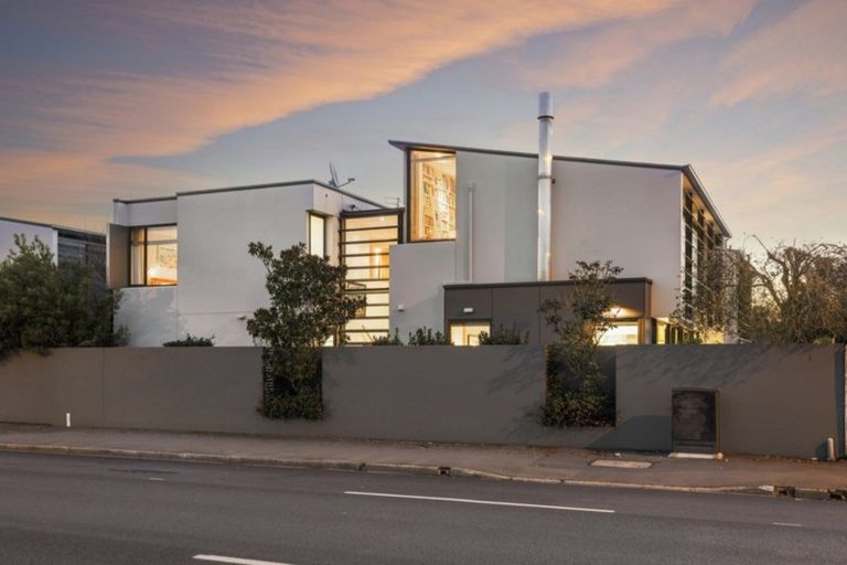 Photo of property in 43 Beveridge Street, Christchurch Central, Christchurch, 8013