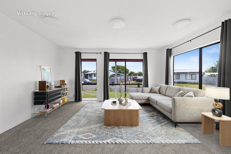 Photo of property in 3 Holmes Place, Flaxmere, Hastings, 4120