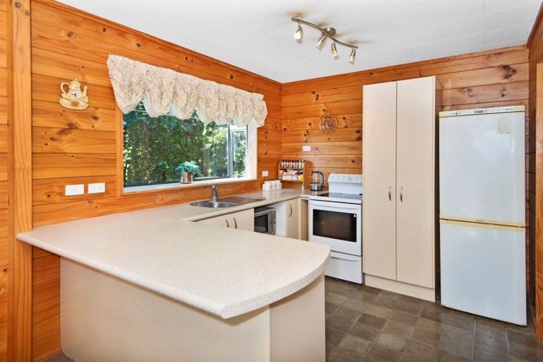 Photo of property in 26 Sutton Crescent, Papakura, 2110
