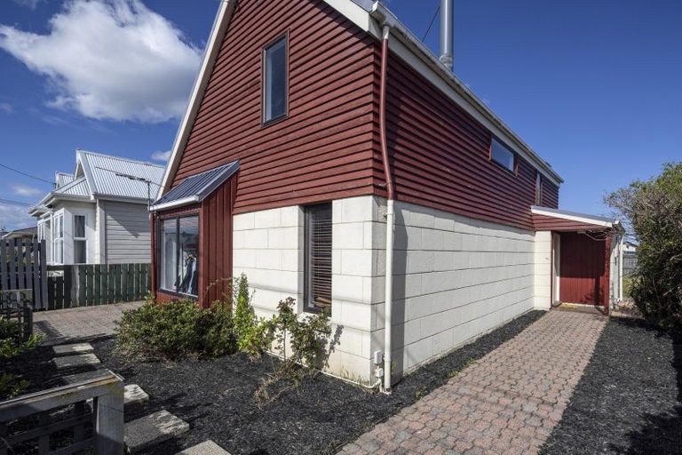 Photo of property in 59 Young Street, Saint Kilda, Dunedin, 9012