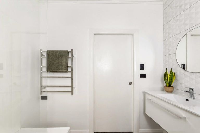 Photo of property in 18 Higgins Street, Marewa, Napier, 4110