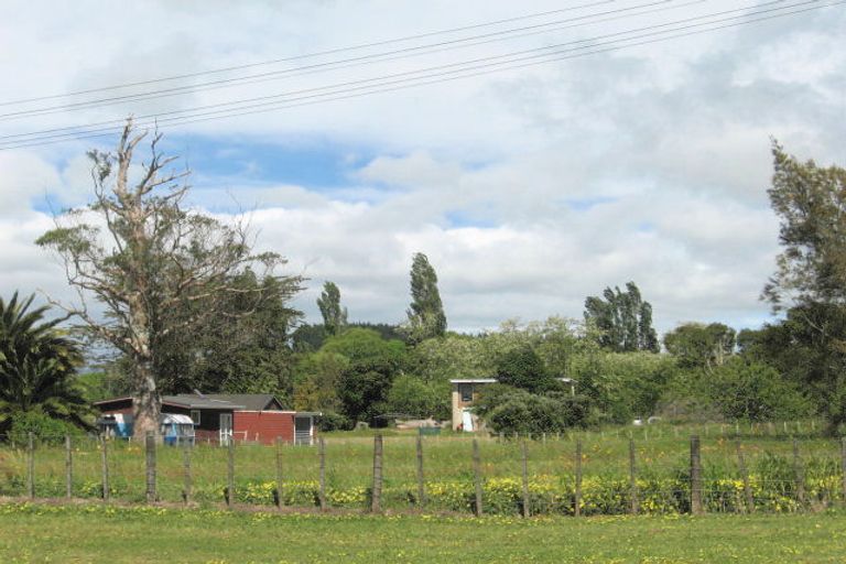 Photo of property in 7 Pahura Road, Tolaga Bay, 4077