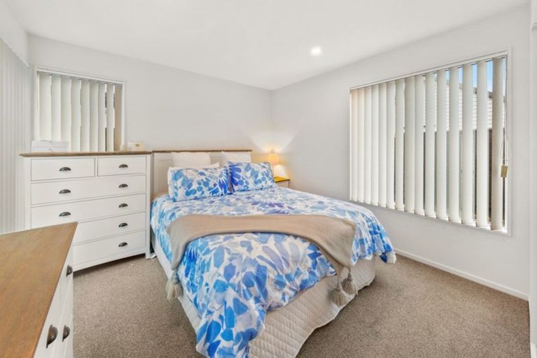 Photo of property in 39 Battalion Drive, Papakura, 2110