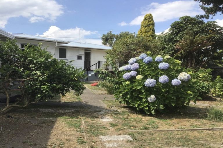 Photo of property in 40 Thomas Crescent, Western Heights, Rotorua, 3015