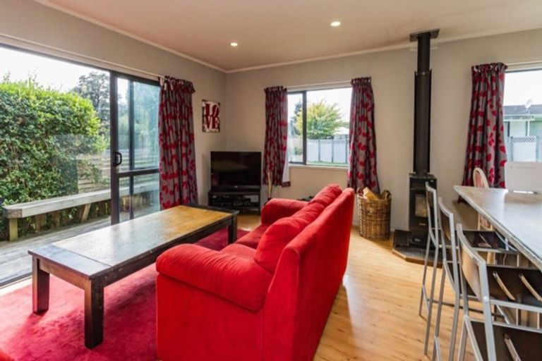 Photo of property in 5 Bracken Street, Ohakune, 4625