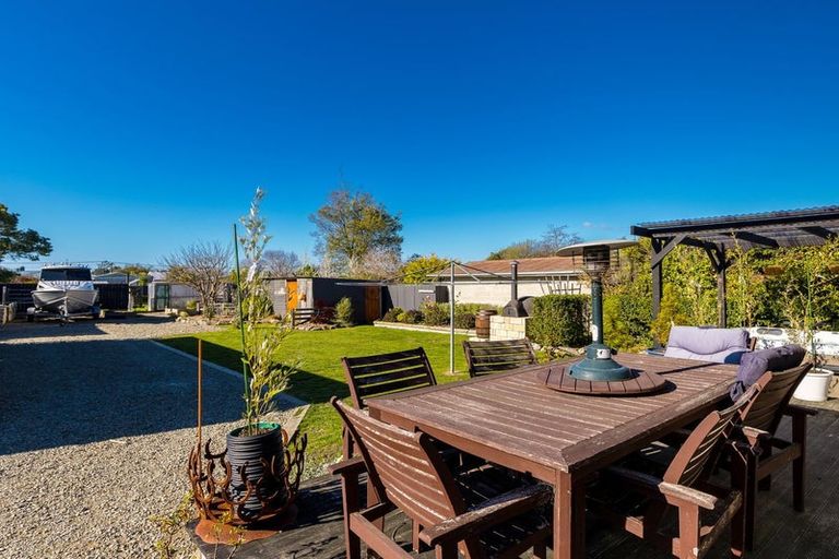 Photo of property in 16 Coronation Street, Waimate, 7924