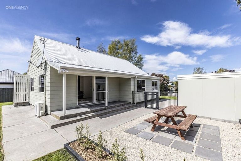 Photo of property in 8 Thorne Place, Rangiora, 7400