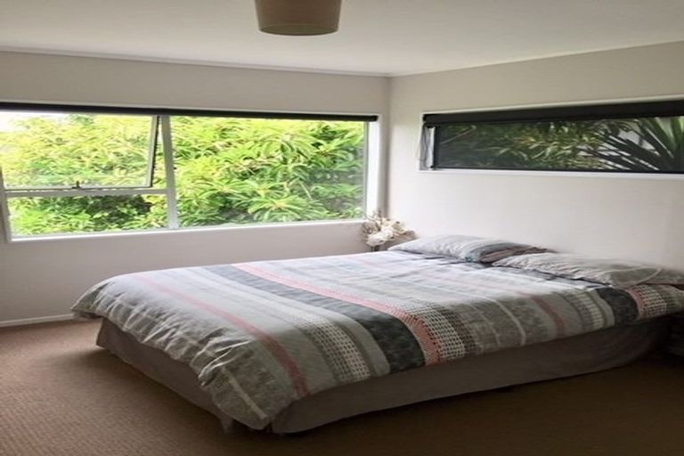 Photo of property in 37 Stapleford Crescent, Browns Bay, Auckland, 0630