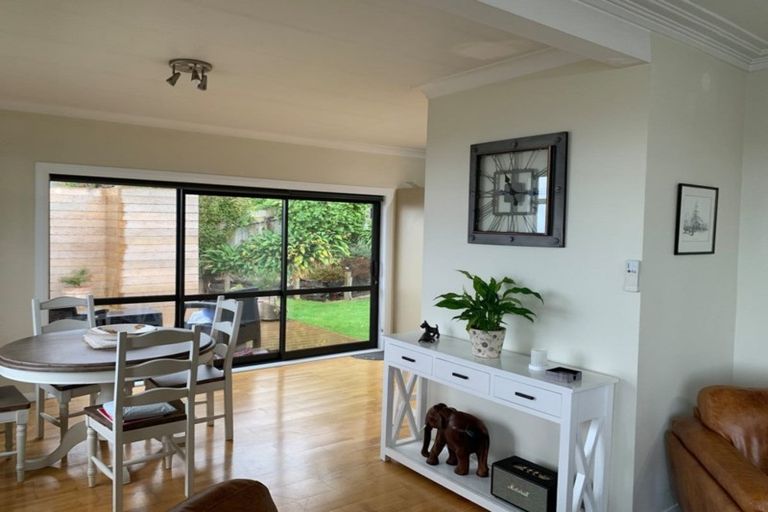 Photo of property in 94 Moana Crescent, Musselburgh, Dunedin, 9013