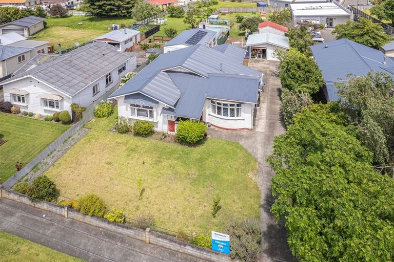 Photo of property in 107 Gonville Avenue, Gonville, Whanganui, 4501