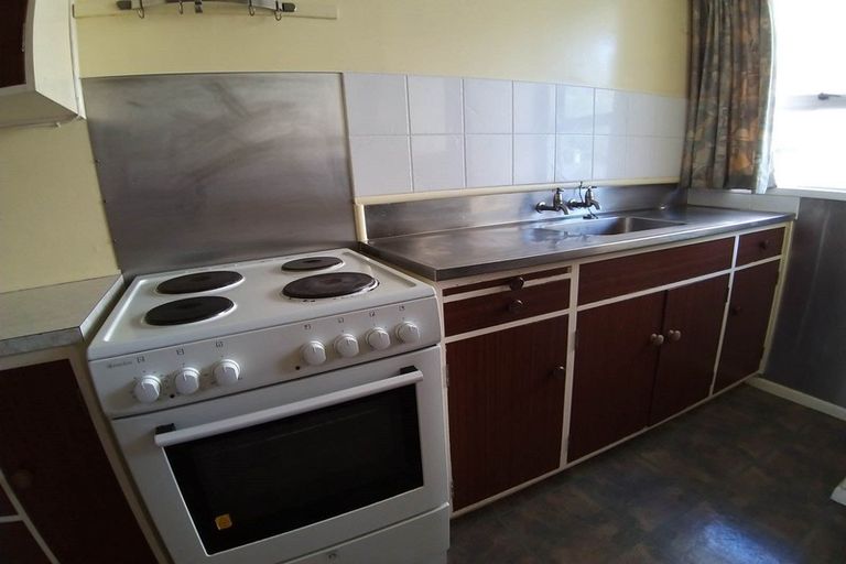 Photo of property in 2/457 Church Street, Palmerston North, 4410