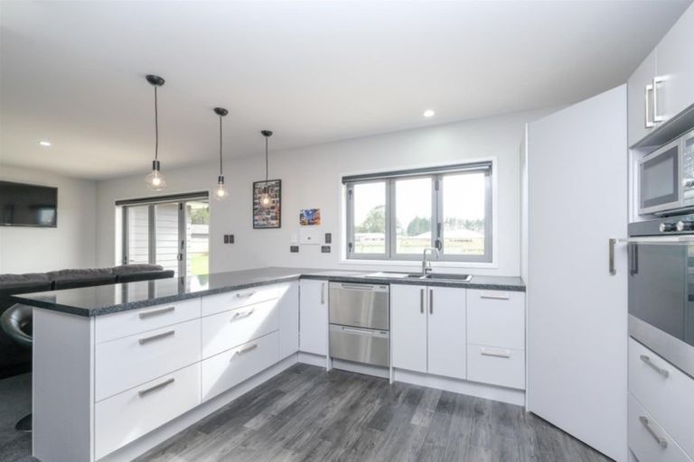 Photo of property in 4 Biron Place, Stratford, 4332