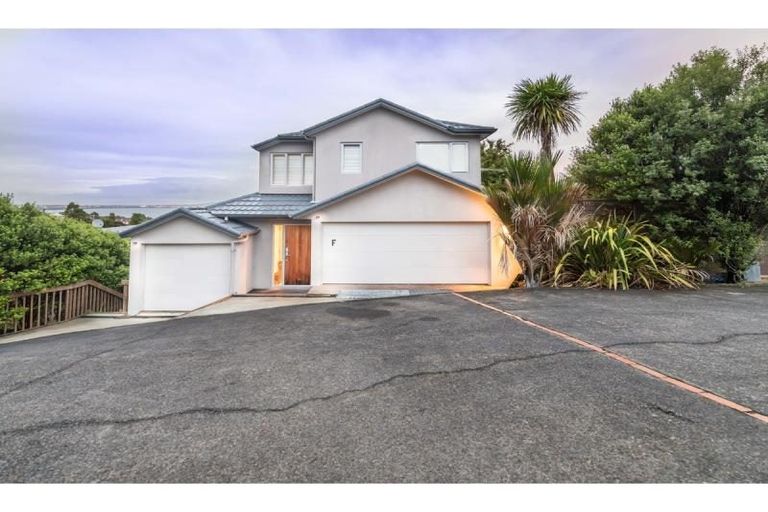 Photo of property in 134f Rangatira Road, Beach Haven, Auckland, 0626