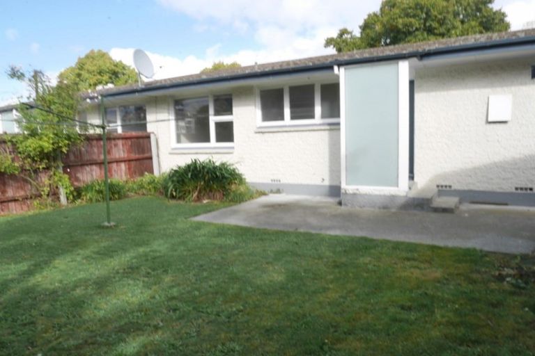 Photo of property in 10 Darvel Street, Riccarton, Christchurch, 8011