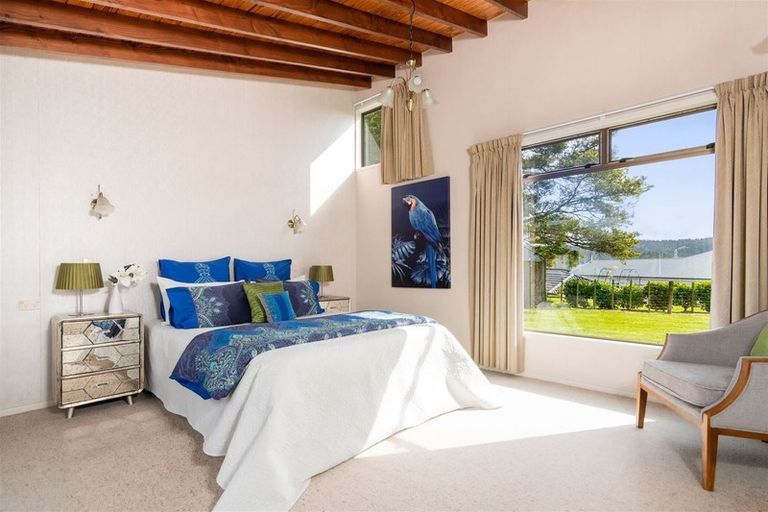 Photo of property in 69 Sunny Crescent, Huapai, Kumeu, 0810