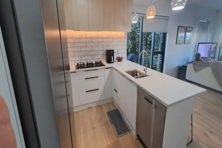Photo of property in 11 Pennant Street, Long Bay, Auckland, 0630