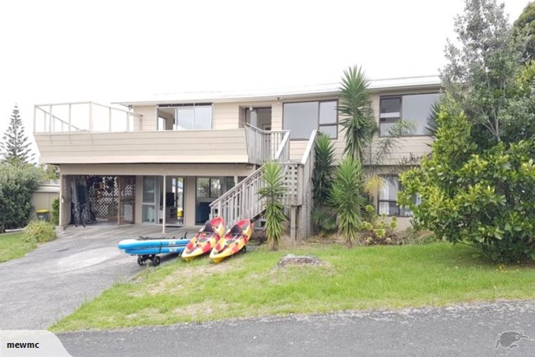 Photo of property in 3 Caroline Heights, Omaha, 0986