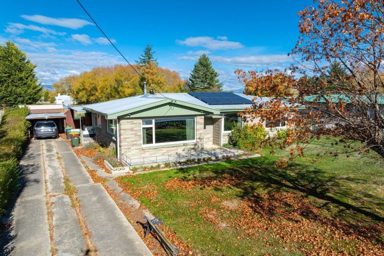 Photo of property in 12 Welles Street, Ranfurly, 9332