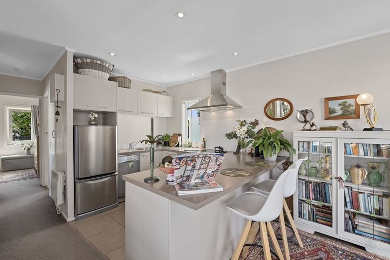 Photo of property in 8/71 Church Street, Devonport, Auckland, 0624