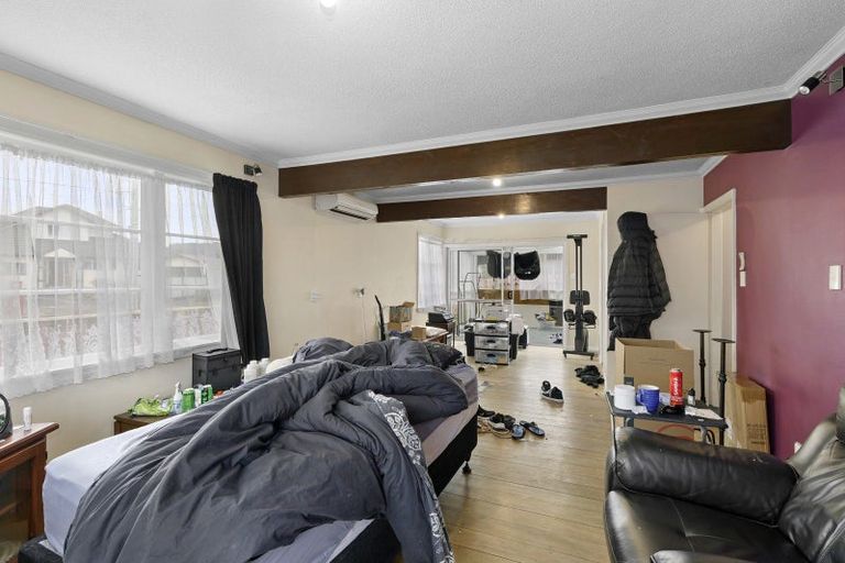 Photo of property in 22 Sandford Street, Trentham, Upper Hutt, 5018