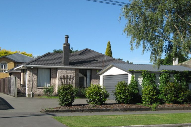 Photo of property in 14 Bevington Street, Avonhead, Christchurch, 8042
