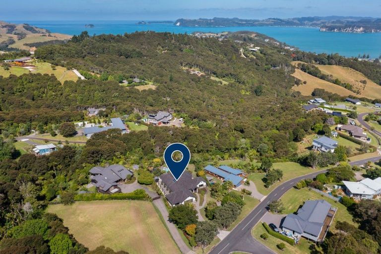 Photo of property in 80 Tarapatiki Drive, Whitianga, 3510