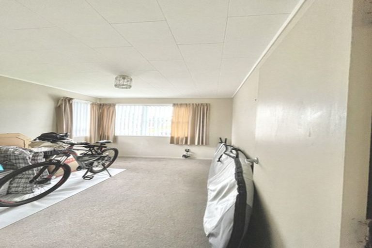 Photo of property in 78 Walworth Avenue, Pakuranga Heights, Auckland, 2010