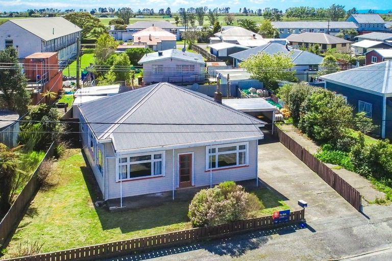 Photo of property in 23 Pakington Street, Westport, 7825