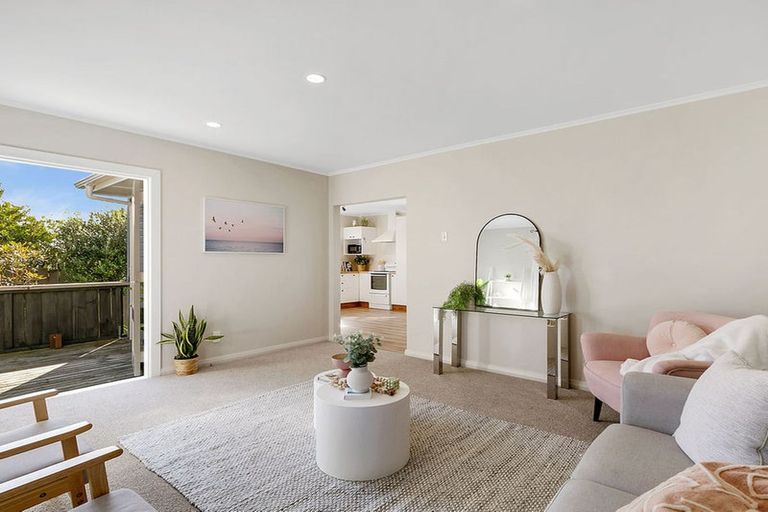 Photo of property in 3 Tuki Street, Titahi Bay, Porirua, 5022