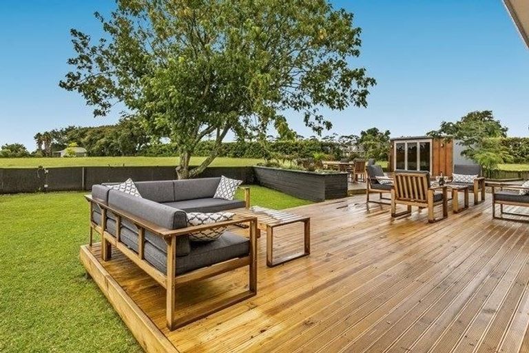 Photo of property in 231 Karaka Nth Road, Karaka, Papakura, 2580