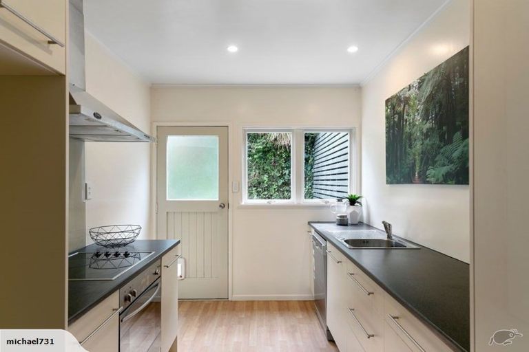 Photo of property in 3/25 Madras Street, Khandallah, Wellington, 6035