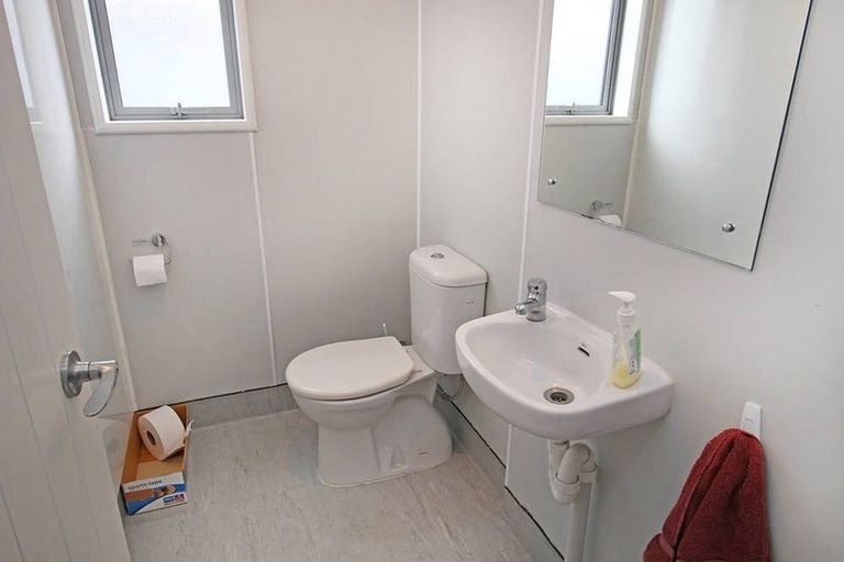 Photo of property in 24 Hyde Street, North Dunedin, Dunedin, 9016