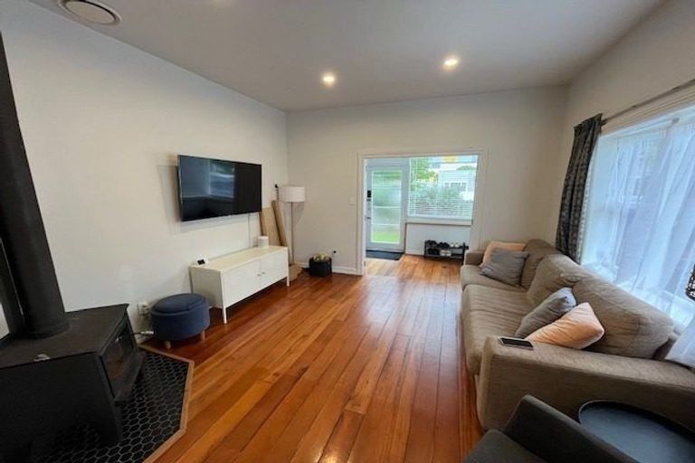 Photo of property in 13 Kiwi Street, Alicetown, Lower Hutt, 5010